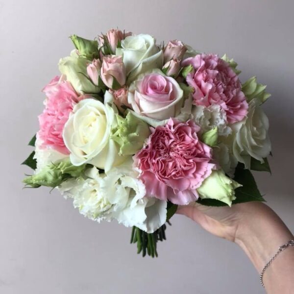 Bouquet rond serré doux
