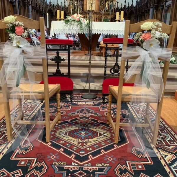 Alternative view of Décoration de chaises d'église