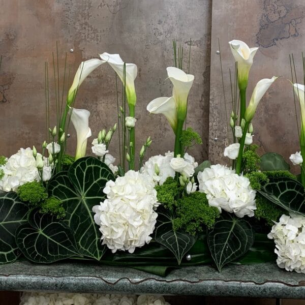 Arrangement autel moderne vert et blanc