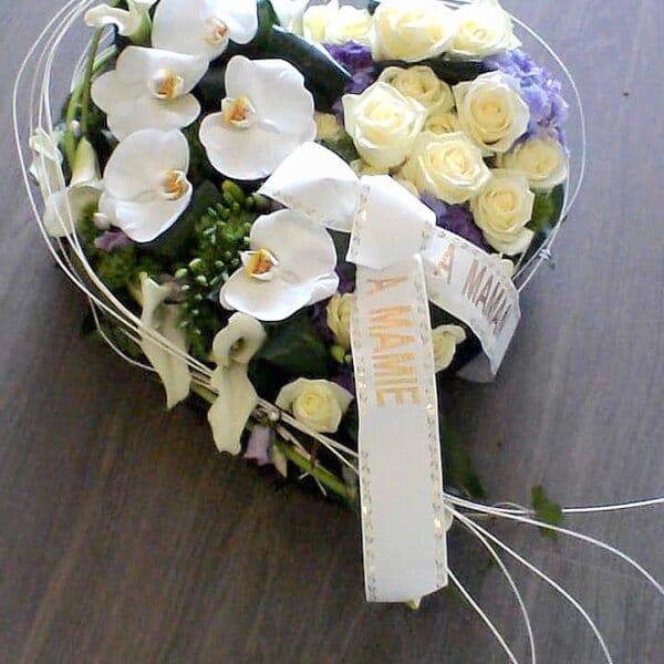 Cœur mauve et blanc