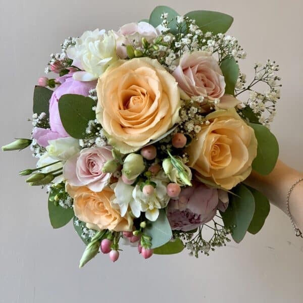 Alternative view of Bouquet de mariée rond pêche, rose et blanc