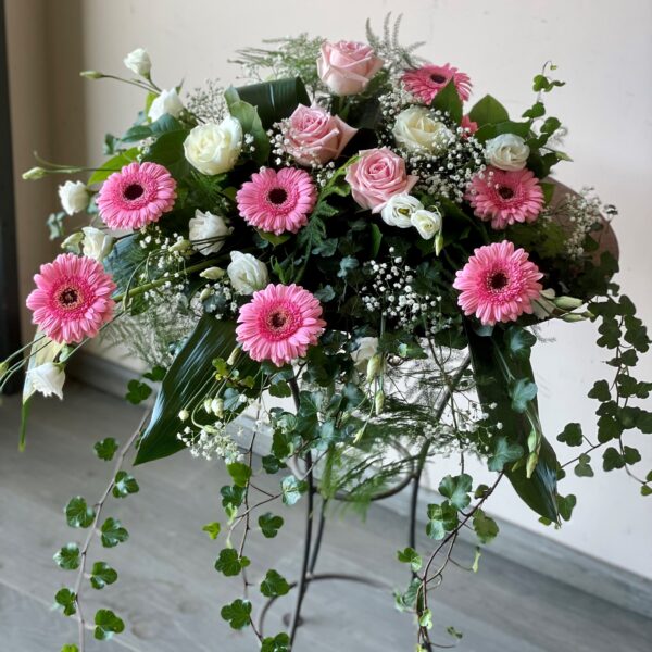 Arrangement autel rose et blanc