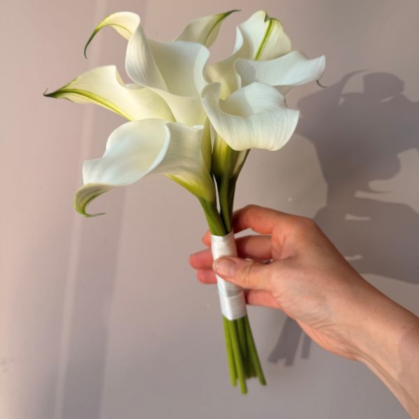 Bouquet de mariée uniquement des callas